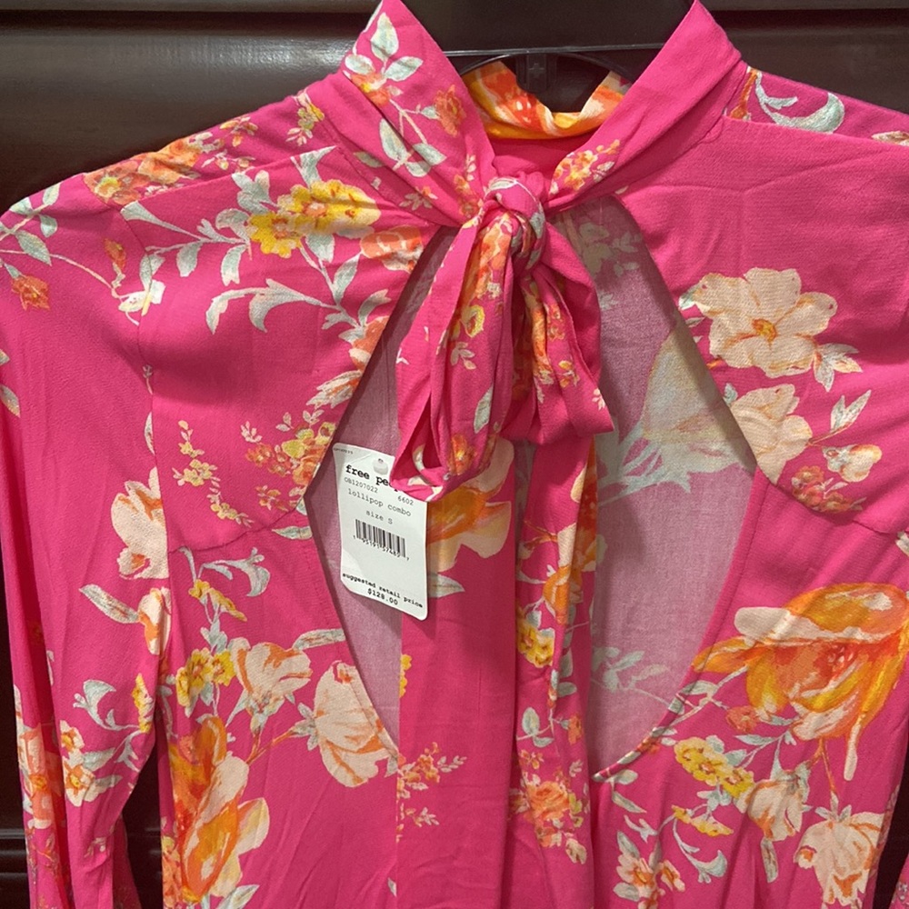 Free People Lollipop pink floral top or short dress. New w/Tags - Picture 4 of 8